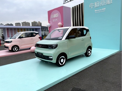 五菱宏光mini(五菱宏光迷你mini图片及价格)